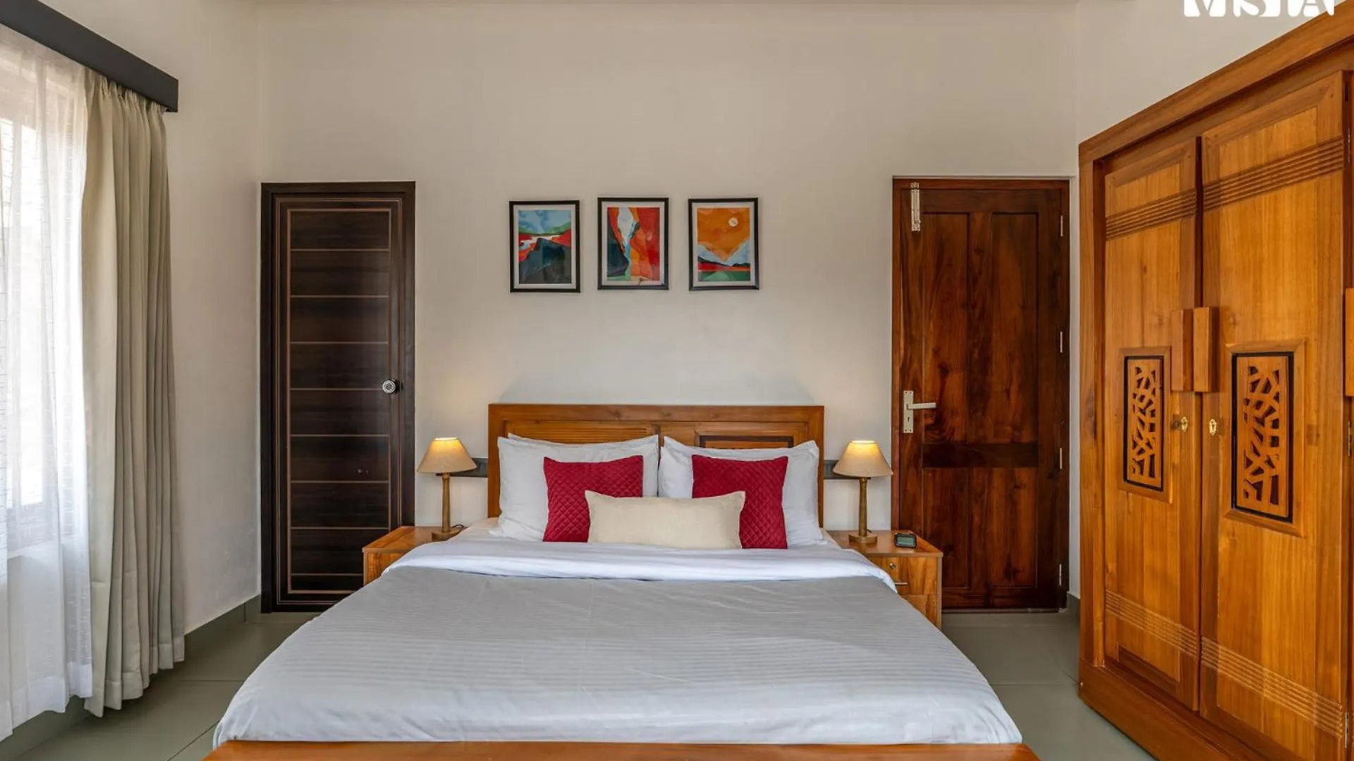 Stayvista At Lagoons Villa With Lawn, Pool, Wifi Kozhikode