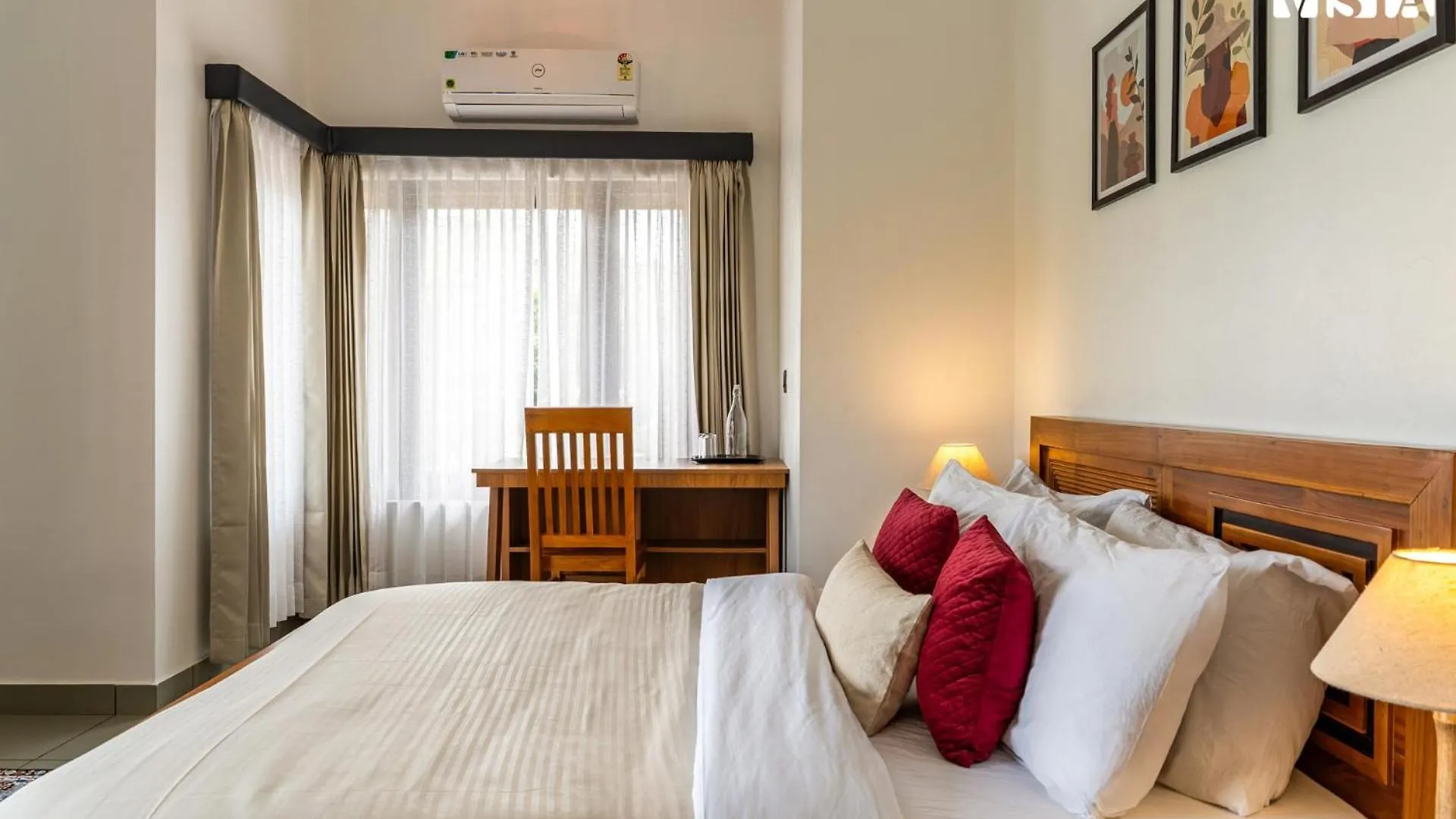 Stayvista At Lagoons Villa With Lawn, Pool, Wifi Kozhikode
