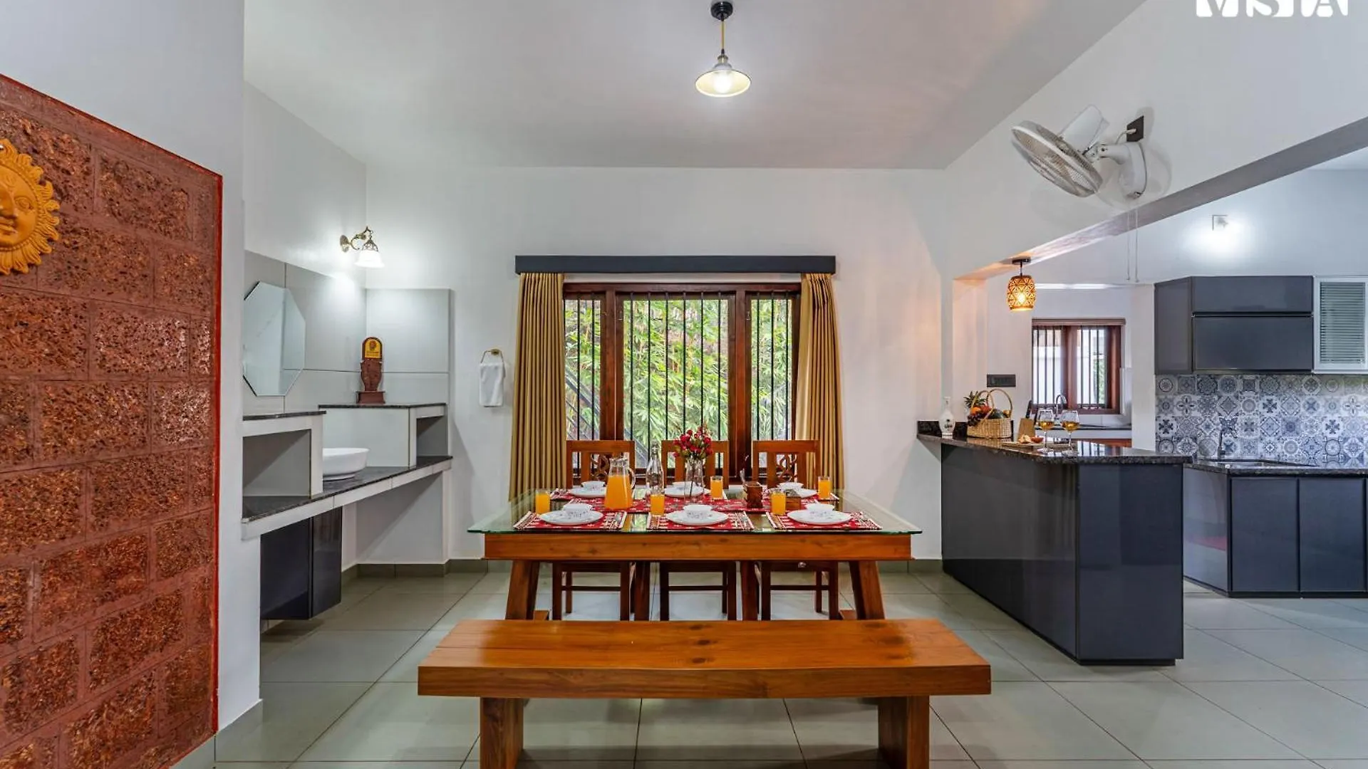 Stayvista At Lagoons Villa With Lawn, Pool, Wifi Kozhikode